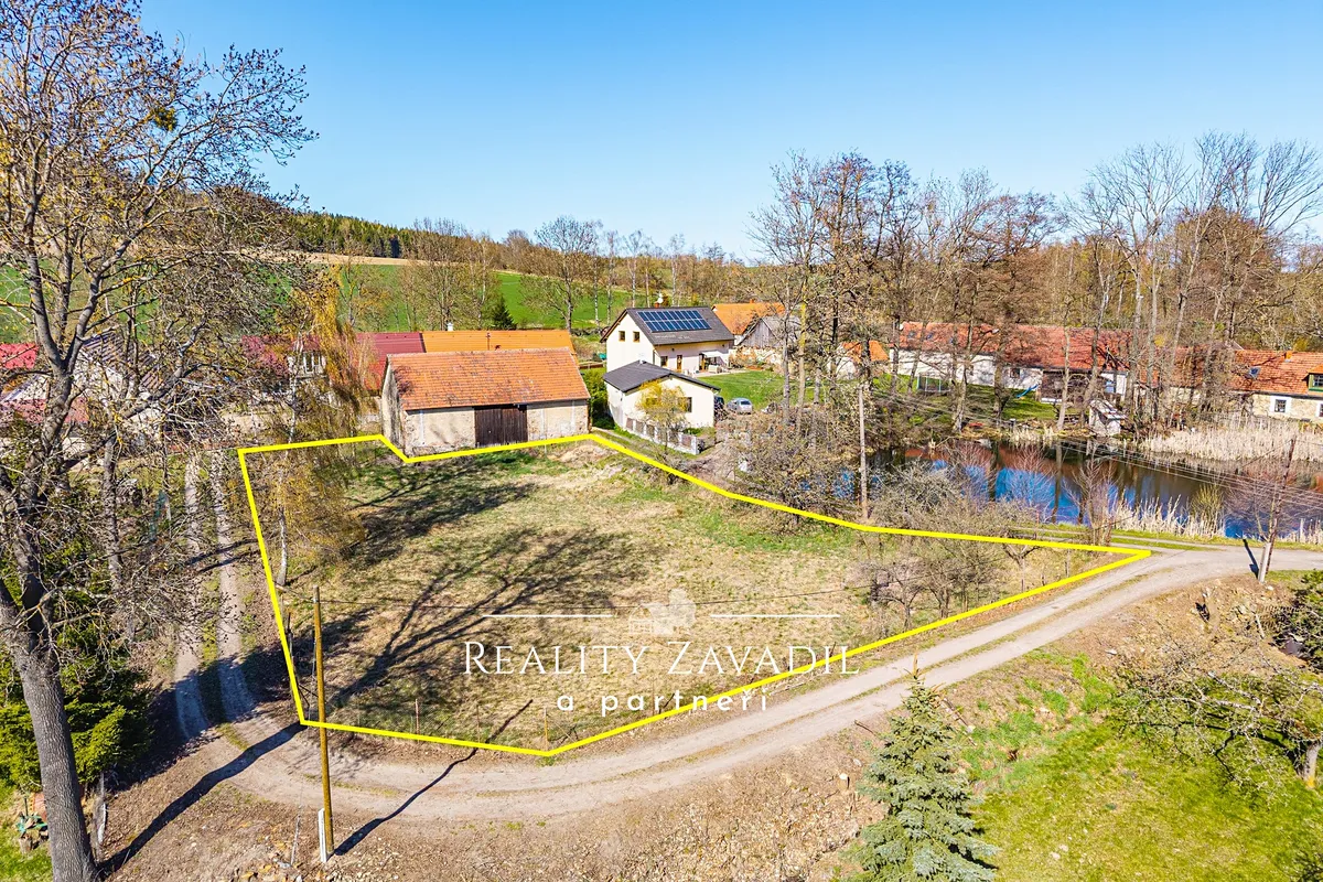 Prodej stavebního pozemku 1230 m²